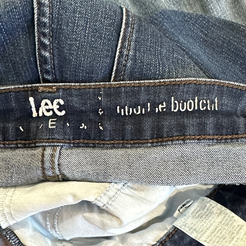 Vintage y2k Lee Women's Straight Leg Jeans bootcut - Dark Blue size 10 - Picture 11 of 11
